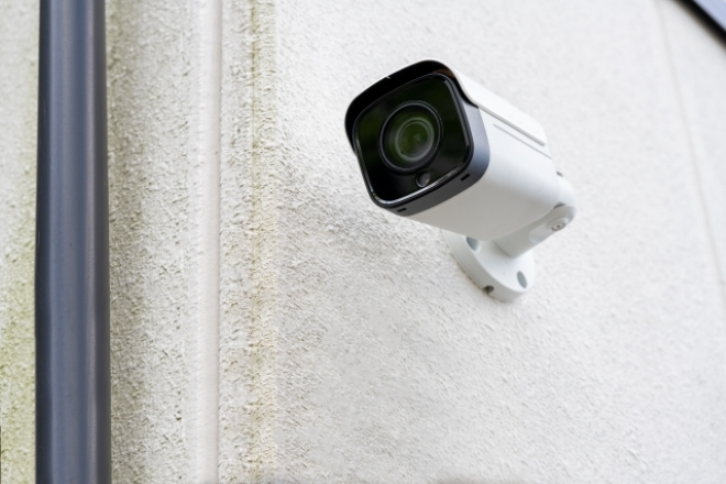 「そんな契約は結んでいない」?防犯カメラの契約トラブルを専門家の調査で早期解決|防犯カメラ設置・保守業の探偵利用事例