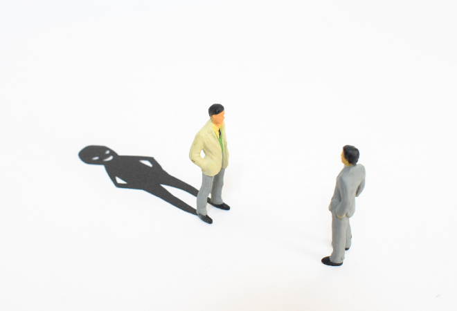 大学職員が学生からお金を借りているという噂…|大学管理職からの調査相談