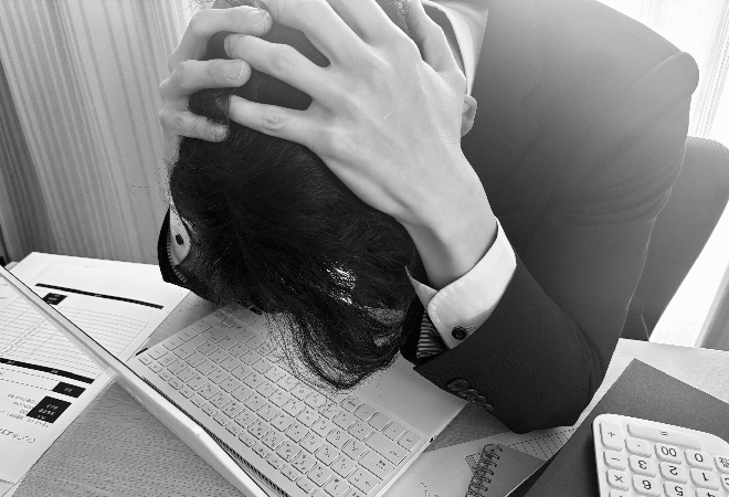 部下がSNSで顧客の悪口を投稿？｜40代男性管理職からの調査相談