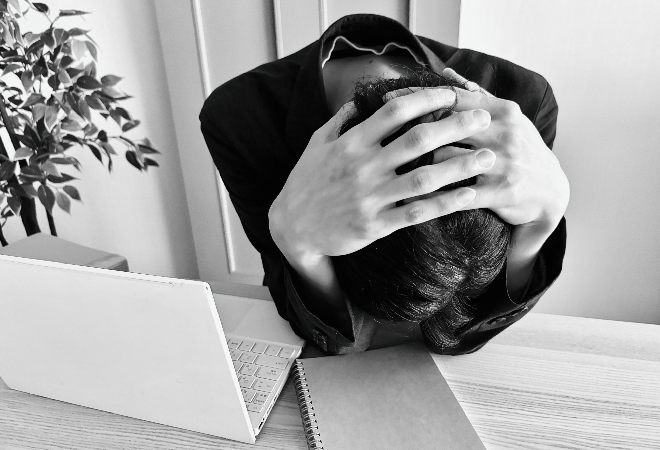 所属タレントの偽アカウントが次々出現…|４０代芸能事務所マネージャーからの調査相談