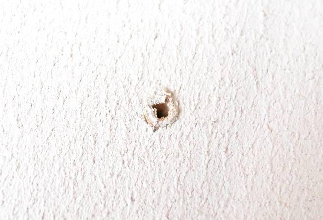 管轄する商業施設のトイレで盗撮の可能性…|施設管理担当者からの調査相談