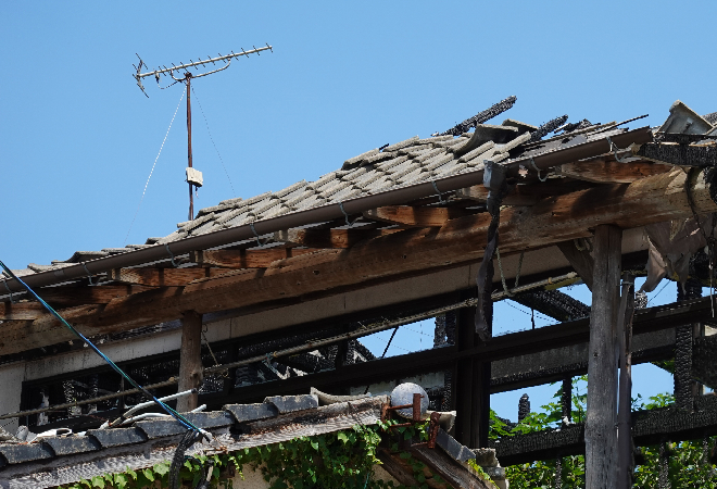 空き家が火事になり、所有者の親族に伝えたい…|自治体職員からの調査相談