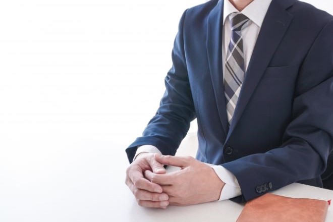 店長が原因で退職者が出ている？内部告発の真偽を確かめたい|コンカフェ運営会社社員（40代男性）からの調査相談。