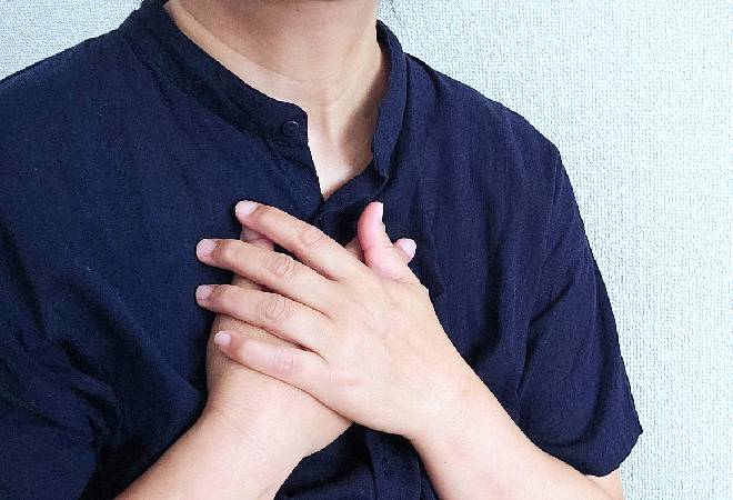 心配する母親。